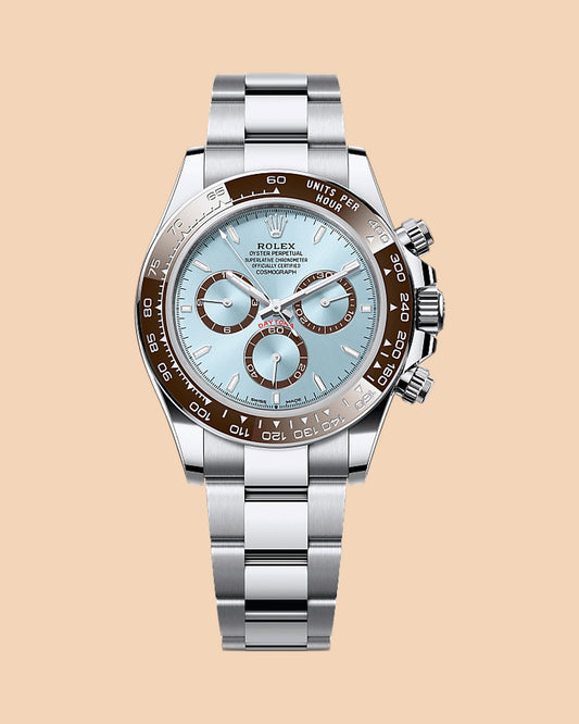 Montre SALCIR Piste Platine sur fond crème — chronographe de luxe à Dakar