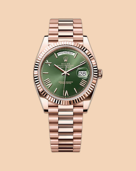 Montre SALCIR Souverain Olive sur fond crème — montre prestige cadran olive à Dakar